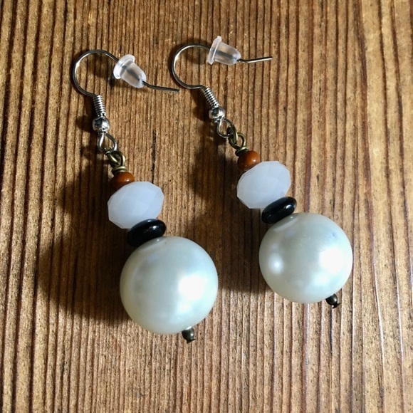 Ladies Pearl Beaded Dangle Earrings, Handmade Ladies Earrings - Picture 3 of 4